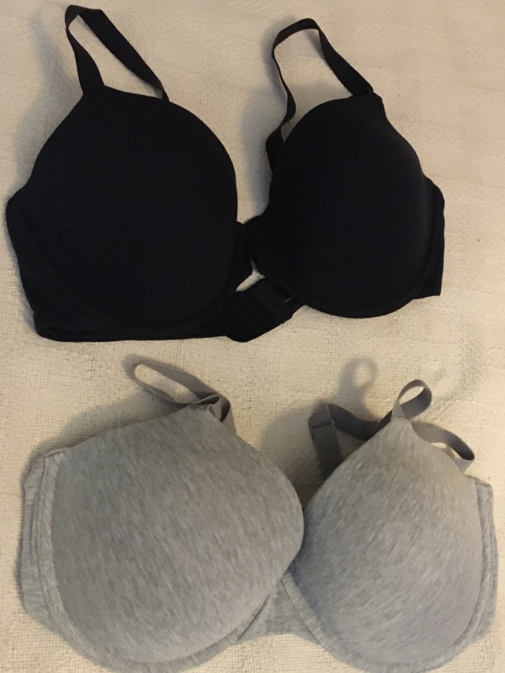 Amazon essentials bras bundle of two size:38D